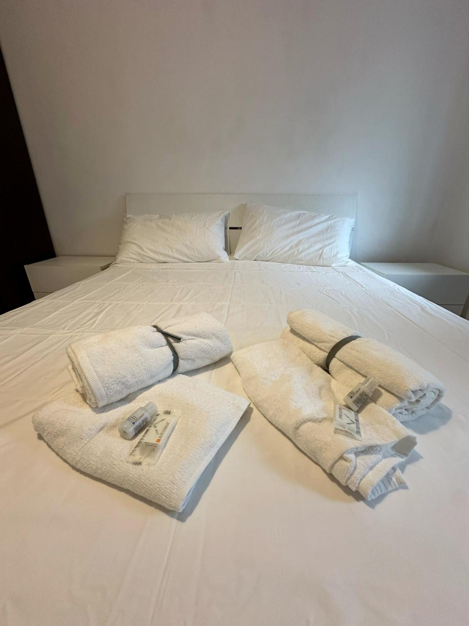 Affittacamere Torino - Private Rooms - H24 Self Check-In Habitación foto